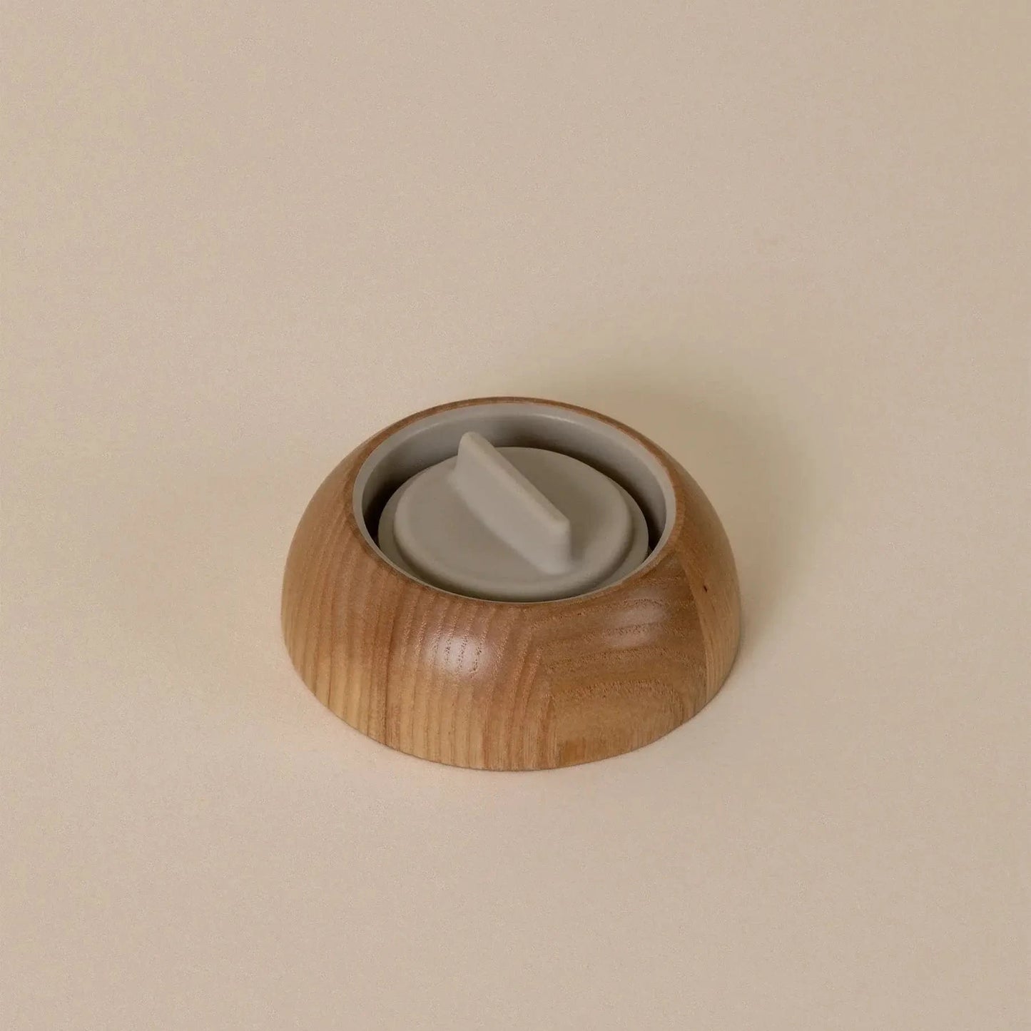 Totter Salad Dressing Shaker