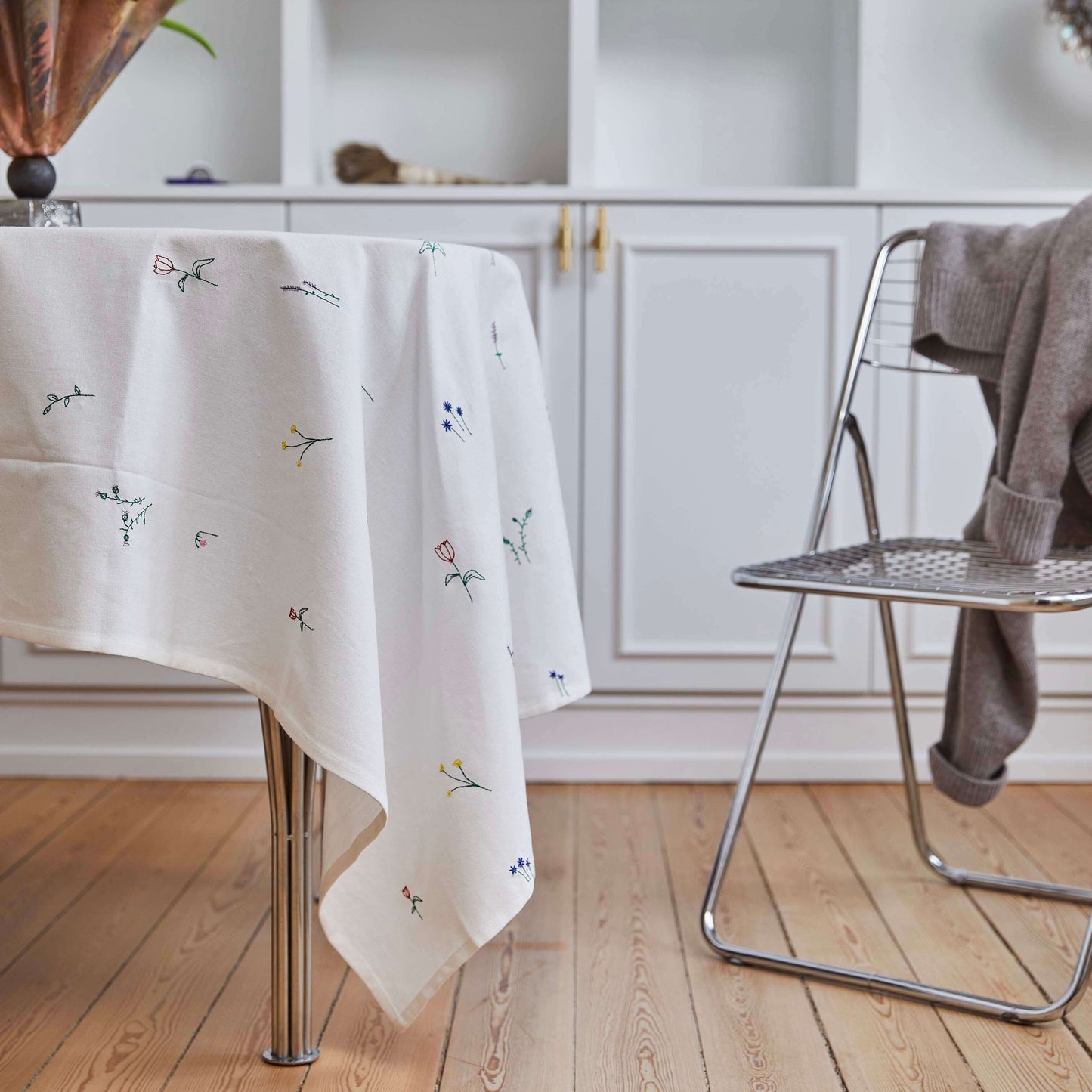 Flower Embroidered Tablecloth - 60 × 105"