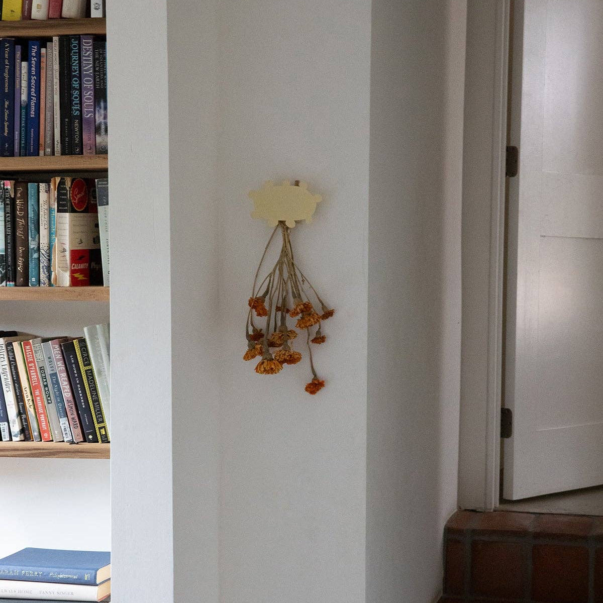 SOLI - Butter | Wall Hook