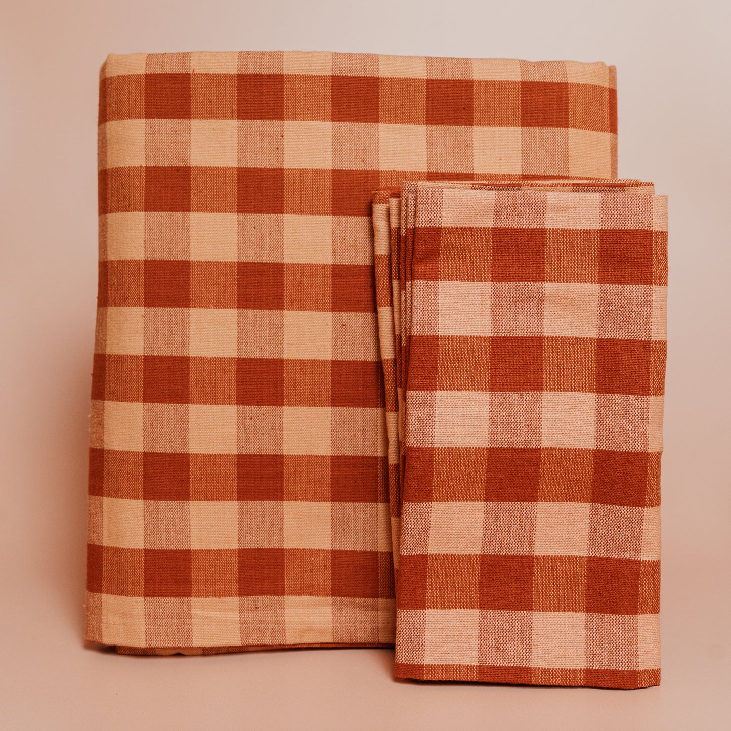 Gingham Tablecloth 60 x 90"