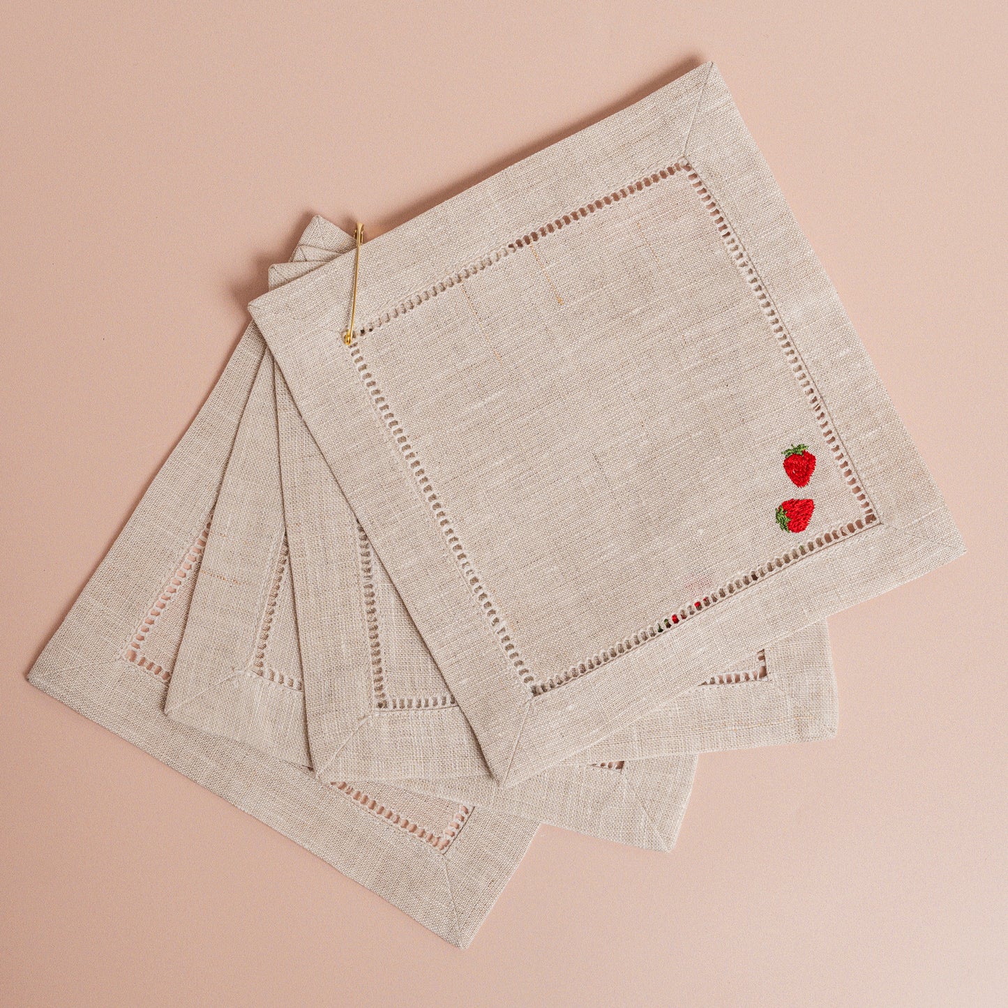 Strawberry Cocktail Napkins S/4
