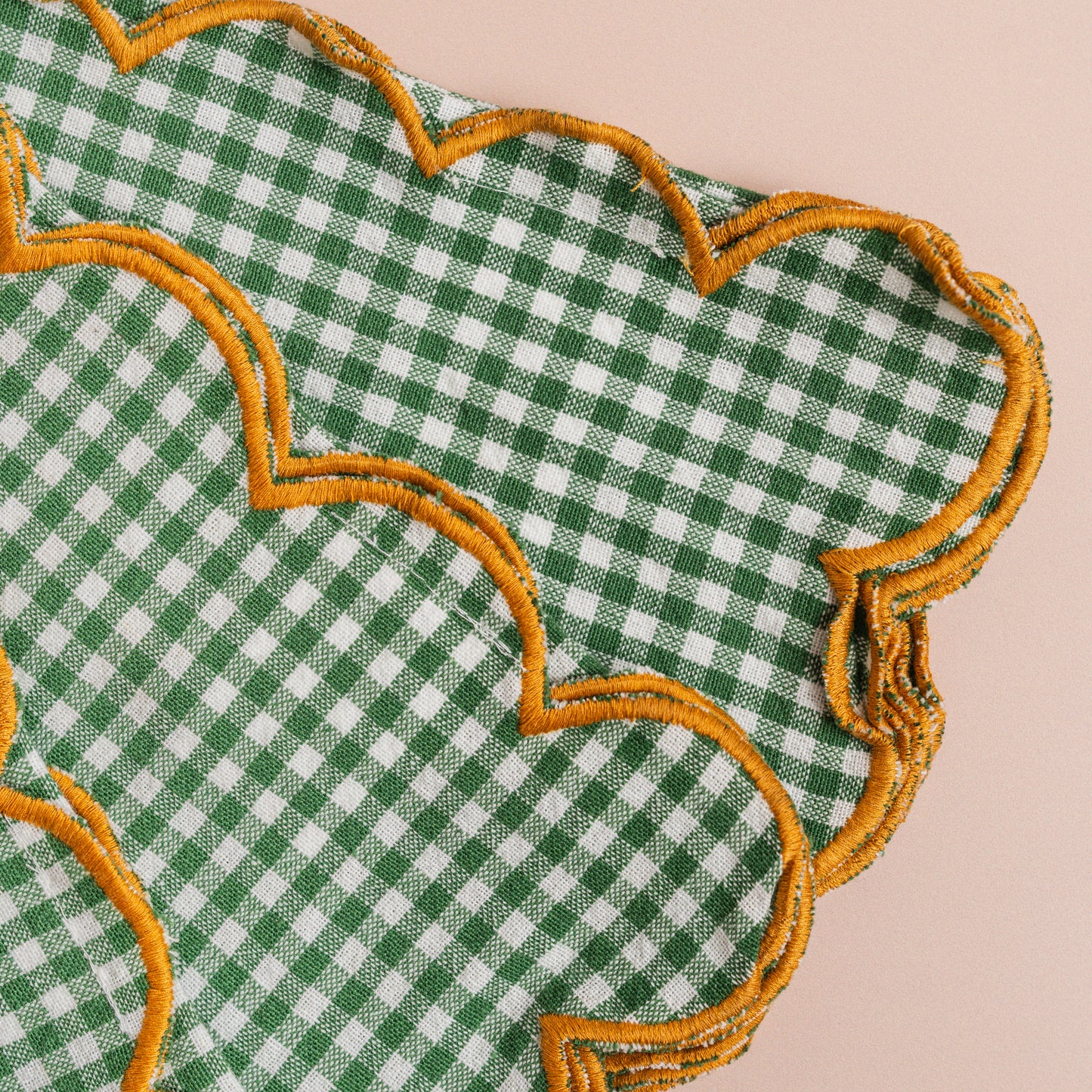 Green Scalloped Napkins with Stitched Edges - S/4