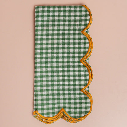 Green Scalloped Napkins with Stitched Edges - S/4