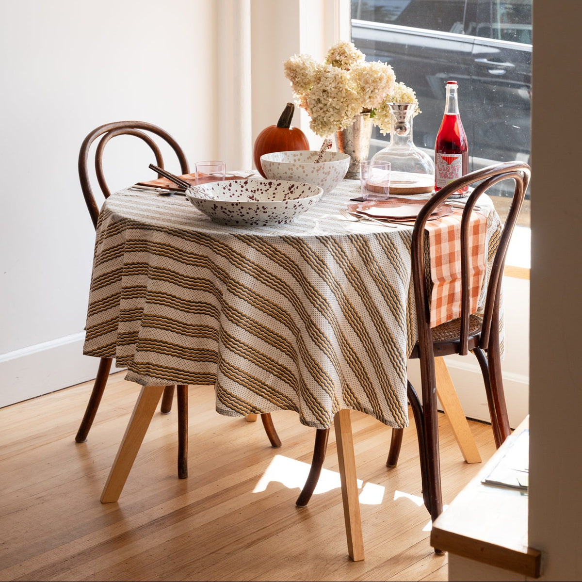 Odette Tablecloth | Honey