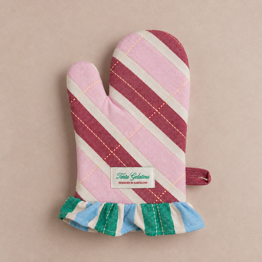 Ruffled Oven Mitt
