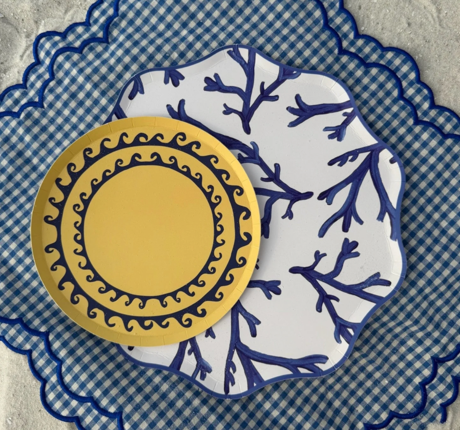 Breaker Hors d'Oeuvres Plate Set