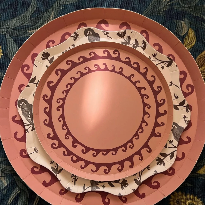 Breaker Hors d'Oeuvres Plate Set