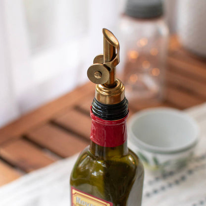 Gold Self Closing Pour Spout