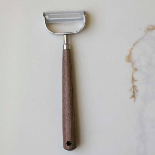 Vegetable and Fruit Peeler