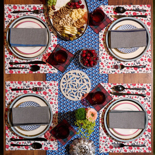 Fleur de Bleu Centerpiece Table Runner