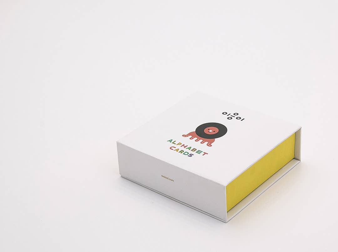 Oioiooi Alphabet Cards