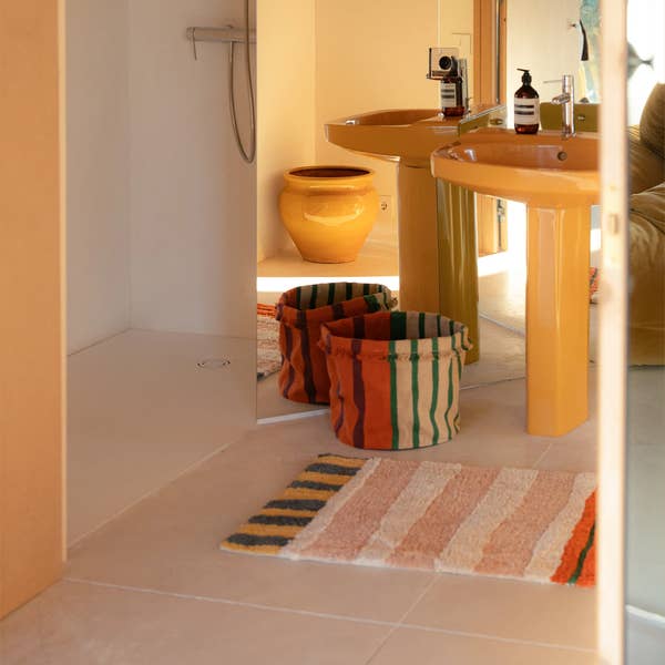 Terracota Basket: Tall