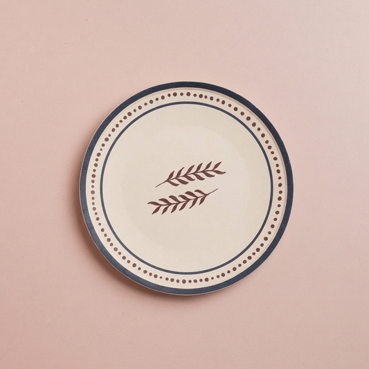 Matte plate photo with a flat center